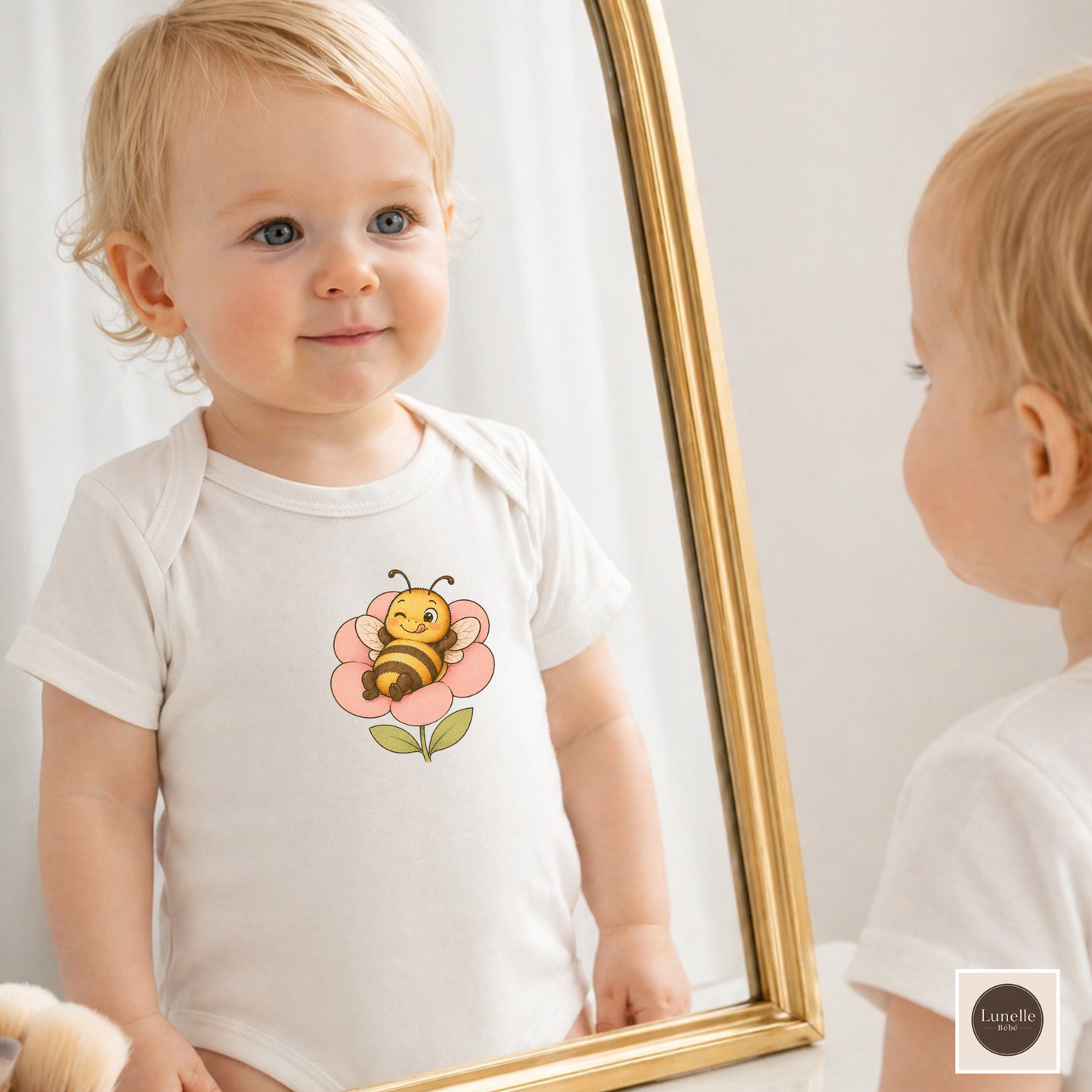 Organic Bee Baby Bodysuit, Baby Shower Gift, Newborn Gift, Organic Baby Clothes, Neutral Baby Outfit, Flower Baby Bodysuit